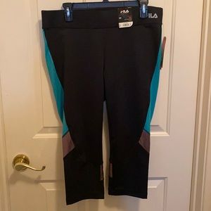 NWT Fila Zion Capri women’s size L